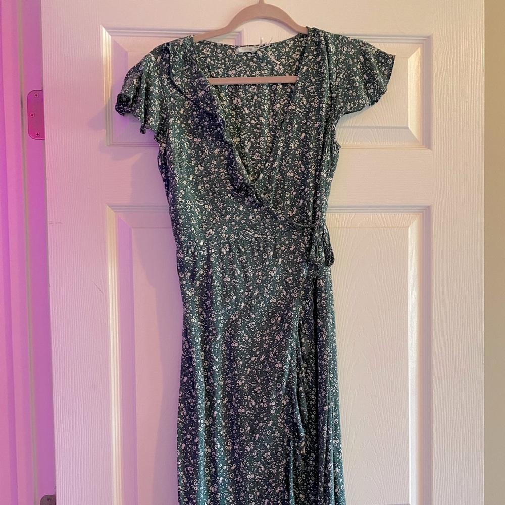 Urban Outfitters Floral MIDI Dress